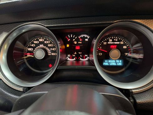 Used 2012 Ford Mustang Shelby GT500 w/ SVT Performance Pkg RWD image 32