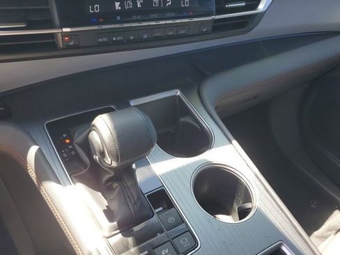 Used 2021 Toyota Sienna XSE image 28