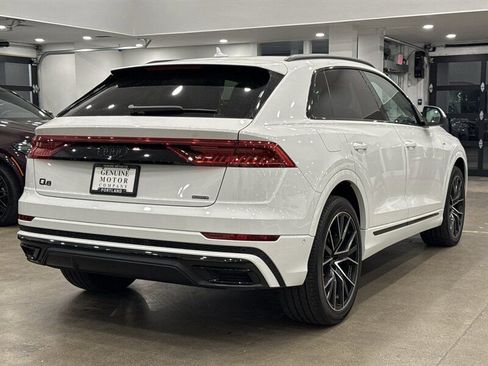 Used 2023 Audi Q8 Premium Plus w/ Premium Plus Package image 6