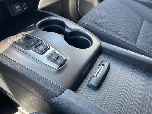 Used 2023 Honda Ridgeline Sport image 13