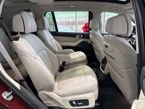New 2026 BMW X7 xDrive40i image 54