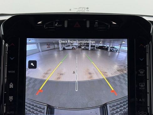 Used 2024 RAM 2500 Laramie w/ Safety Group image 28