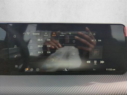 New 2026 Nissan Kicks SR FWD image 11