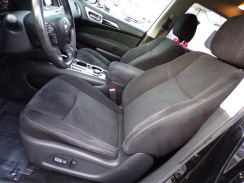 Used 2014 Nissan Pathfinder SV w/ Trailer Tow Package image 15