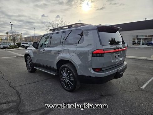Used 2024 Lexus GX 550 550 Luxury image 10