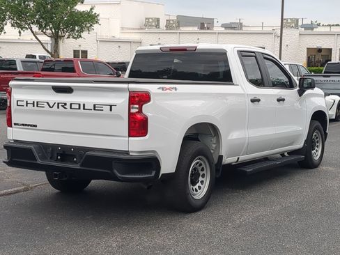 Used 2025 Chevrolet Silverado 1500 W/T w/ WT Value Package AWD/4WD image 10
