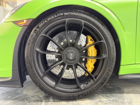 Used 2019 Porsche 911 GT3 RS RWD image 40