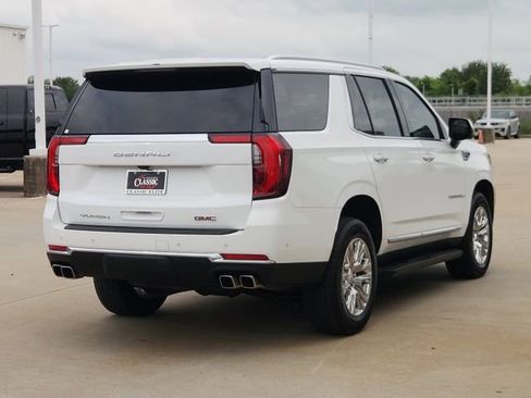 Used 2025 GMC Yukon Denali AWD/4WD image 5