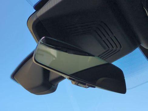 Certified 2023 BMW iX xDrive50 w/ Premium Package image 25