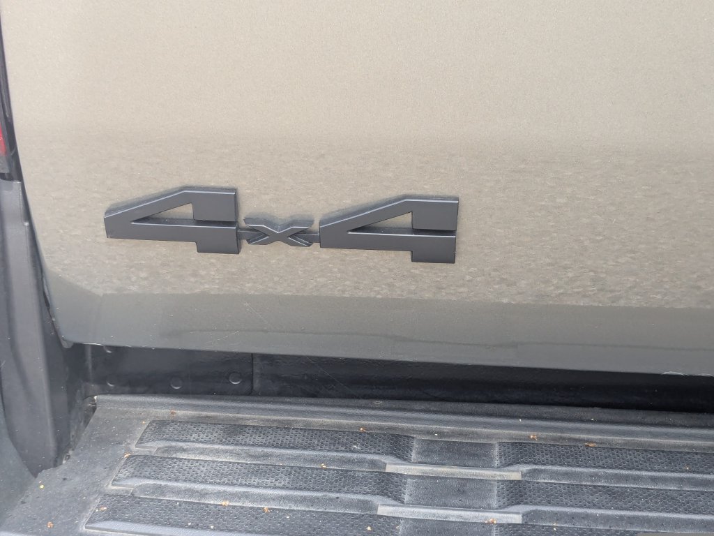 Used 2025 Toyota Tacoma TRD Off-Road AWD/4WD image 17