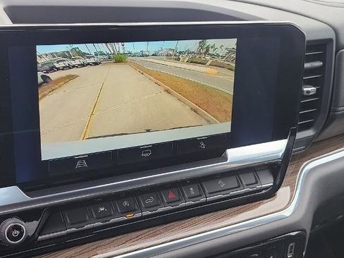 Used 2024 Chevrolet Silverado 1500 LT Trail Boss w/ Convenience Package II image 28