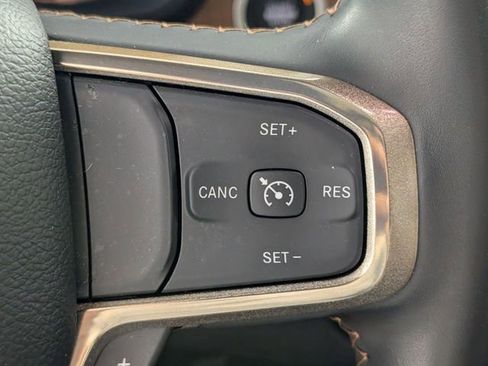 Used 2023 RAM 1500 Limited AWD/4WD image 18