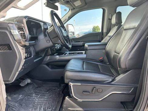 Used 2024 Ford F250 Lariat w/ Sport Appearance Package AWD/4WD image 14
