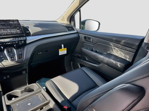 New 2026 Honda Odyssey EX-L image 18