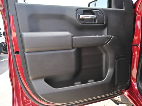 Used 2020 Chevrolet Silverado 1500 Custom w/ Custom Value Package image 25