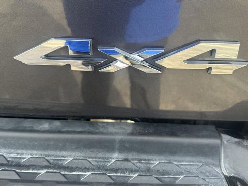 Used 2024 RAM 2500 Laramie w/ Safety Group image 9