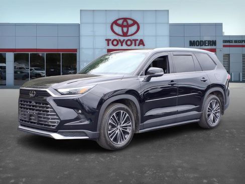 Used 2024 Toyota Grand Highlander AWD Hybrid image 1