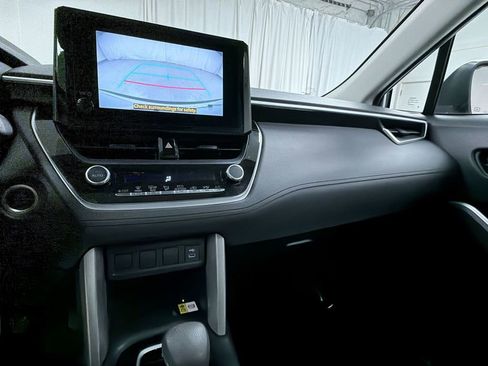 Used 2023 Toyota Corolla Cross LE w/ Moonroof Package AWD/4WD image 22