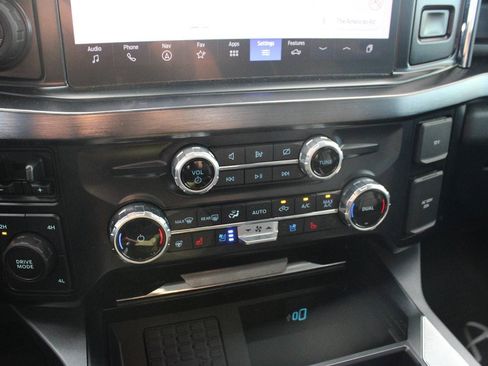 Used 2023 Ford F350 Lariat w/ Lariat Ultimate Package AWD/4WD image 18