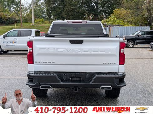Used 2019 Chevrolet Silverado 1500 Custom Trail Boss image 4