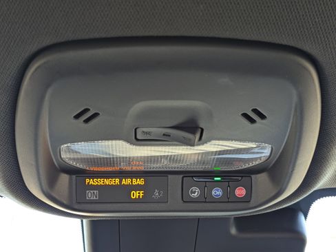 Certified 2024 Buick Envista Preferred w/ Convenience I Package image 29