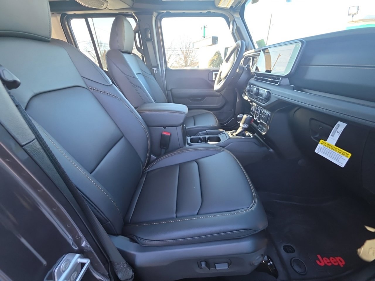 New 2026 Jeep Wrangler Unlimited Sahara AWD/4WD image 24
