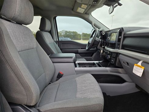 Used 2024 Ford F250 XLT w/ FX4 Off-Road Package image 23