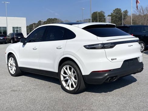 Used 2021 Porsche Cayenne Coupe w/ Premium Package image 6