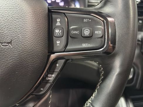 Used 2025 RAM 1500 Limited AWD/4WD image 27