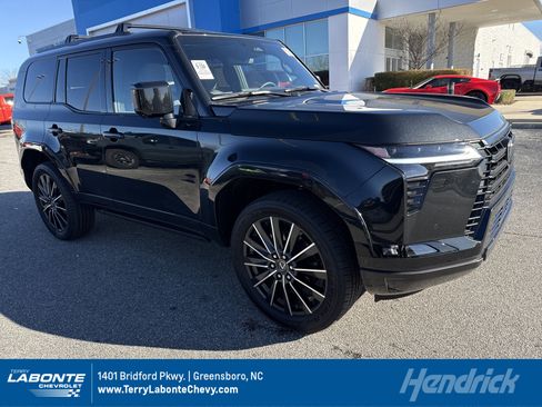 Used 2024 Lexus GX 550 image 1