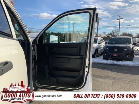 Used 2018 RAM 1500 Express w/ Express Value Package image 9