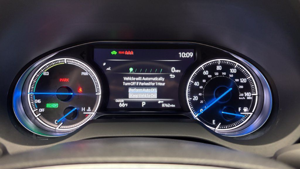 Used 2024 Toyota Venza XLE AWD/4WD image 24