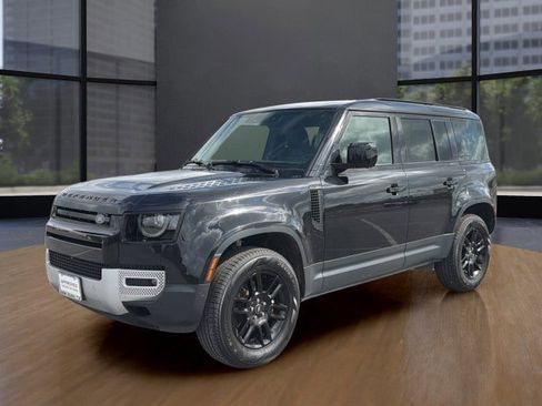 Used 2025 Land Rover Defender 110 S image 12