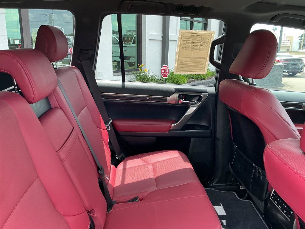 Used 2022 Lexus GX 460 Premium w/ Premium Package AWD/4WD image 6