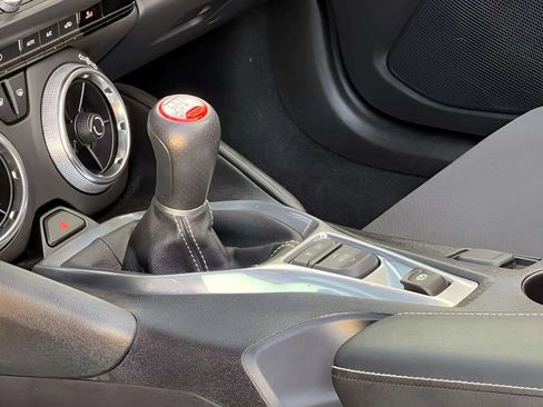 Used 2017 Chevrolet Camaro SS RWD image 20