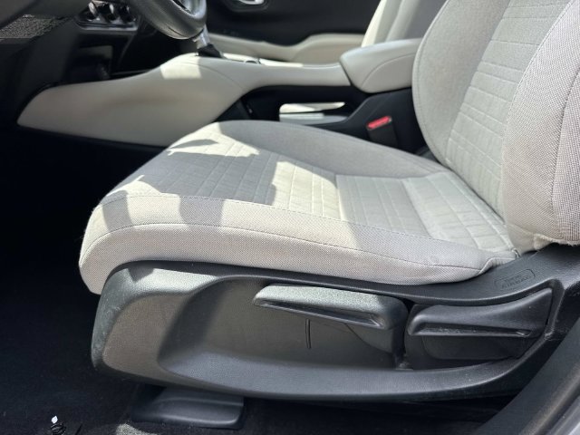 Used 2023 Honda HR-V LX image 16