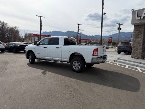Used 2024 RAM 2500 Big Horn AWD/4WD image 11