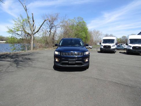 Used 2021 Jeep Compass Latitude AWD/4WD image 10
