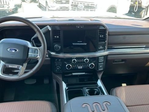 Used 2025 Ford F350 King Ranch AWD/4WD image 26