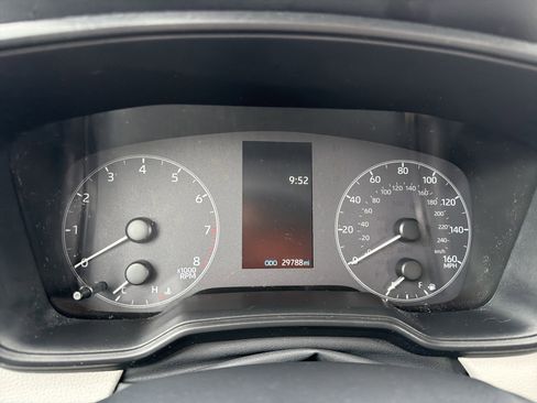 Used 2023 Toyota Corolla Cross L image 15