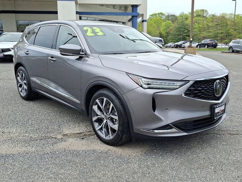 Used 2023 Acura MDX SH-AWD w/ Technology Package image 3