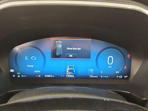 Used 2024 Ford Escape Platinum w/ Premium Technology Package image 10