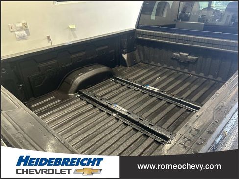 Used 2023 Chevrolet Silverado 2500 LTZ w/ LTZ Convenience Package AWD/4WD image 36