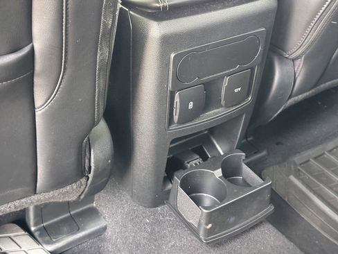 Certified 2023 Ford Explorer XLT w/ Equipment Group 202A image 14