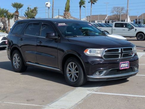 Used 2018 Dodge Durango SXT image 3