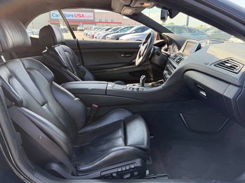 Used 2015 BMW M6 Convertible RWD image 9