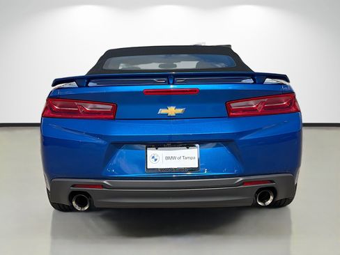 Used 2018 Chevrolet Camaro LT image 4