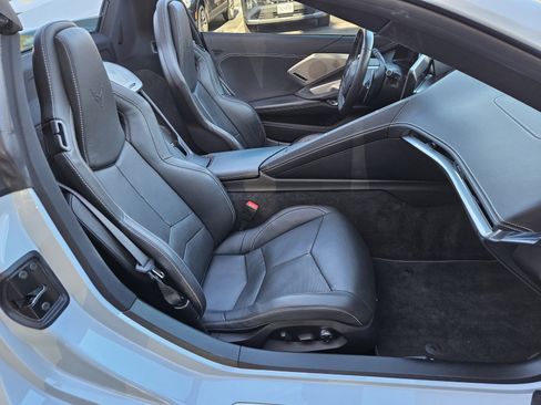 Used 2023 Chevrolet Corvette 2LT w/ Z51 Performance Package image 6