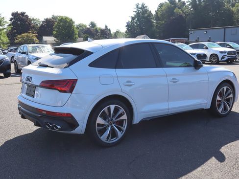 Used 2024 Audi SQ5 Premium Plus w/ S Sport Package AWD/4WD image 5