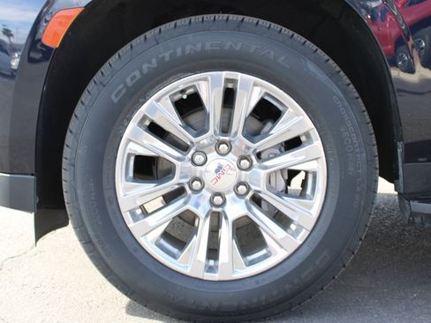 Used 2021 GMC Yukon Denali image 9